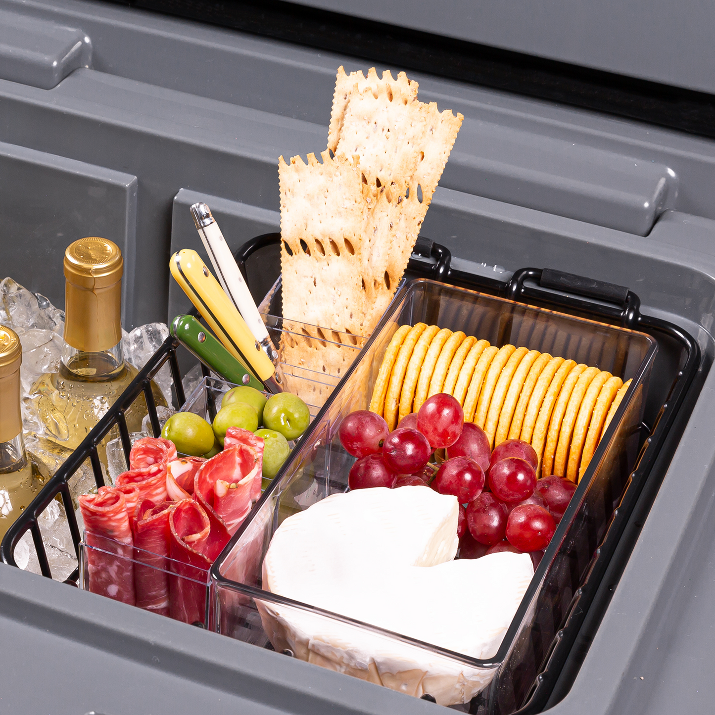 brutank-35qt-55qt-dry-rack-a6 brutank-dry-rack_accessory_alt-1.png