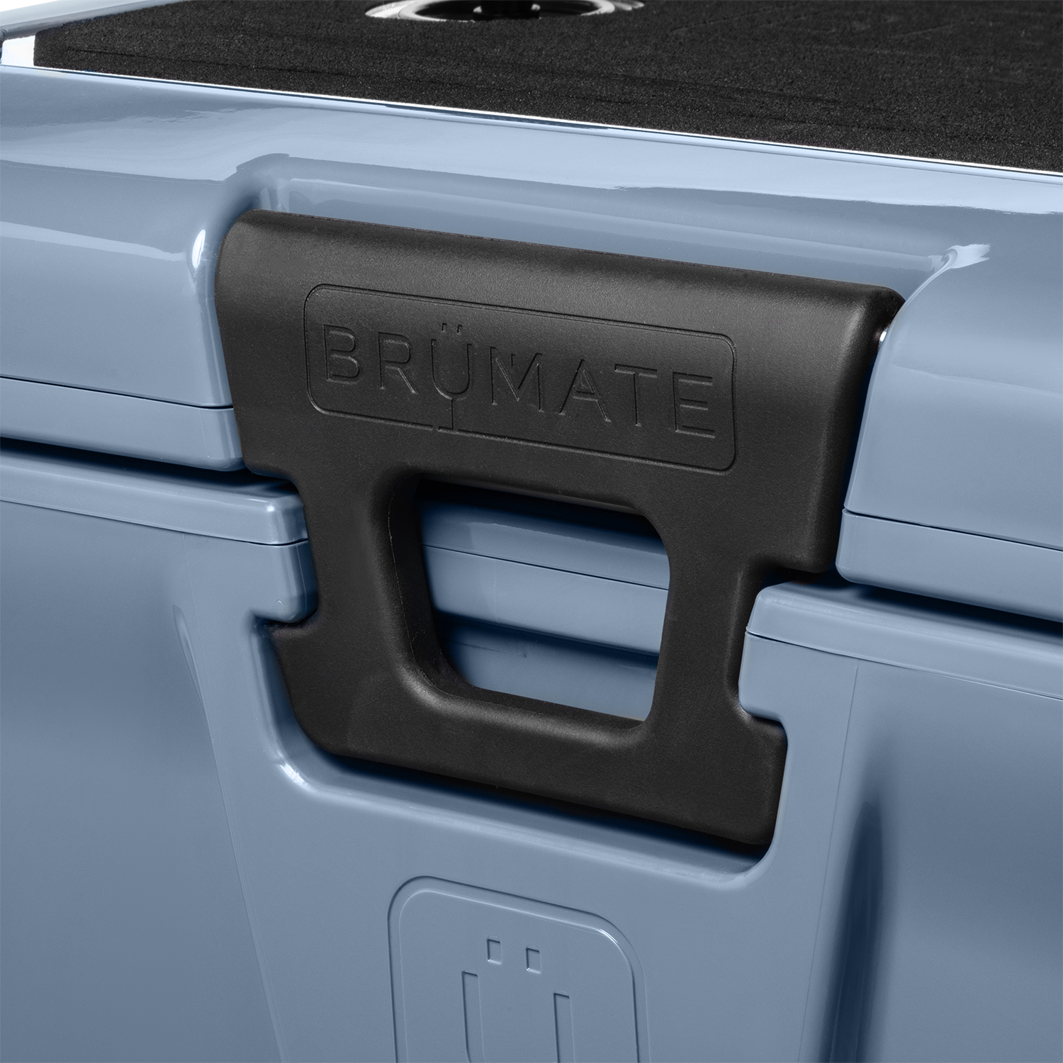 brutank-20qt-m8 BruTank-20-Denim-Latch.png